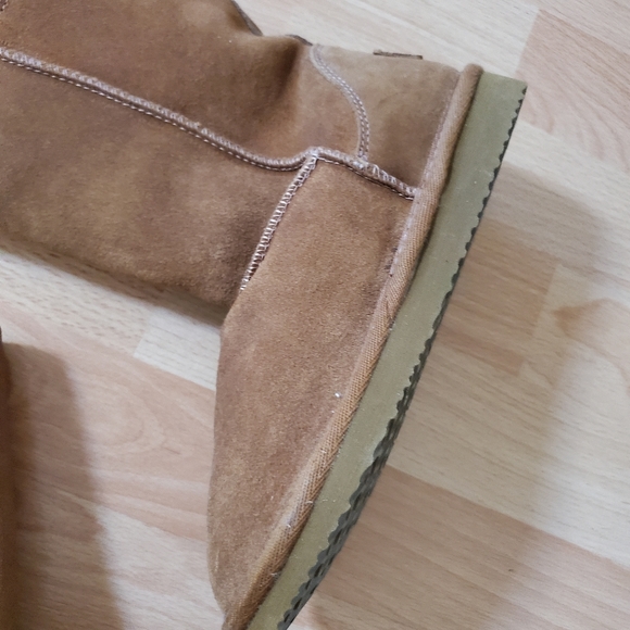 BNWOT American Eagle Brown faux fur winter boots size 5 - Picture 5 of 12